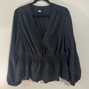 Old Navy Puff Sleeve Embroidered Smocked Black Peplum Blouse Sz XXL